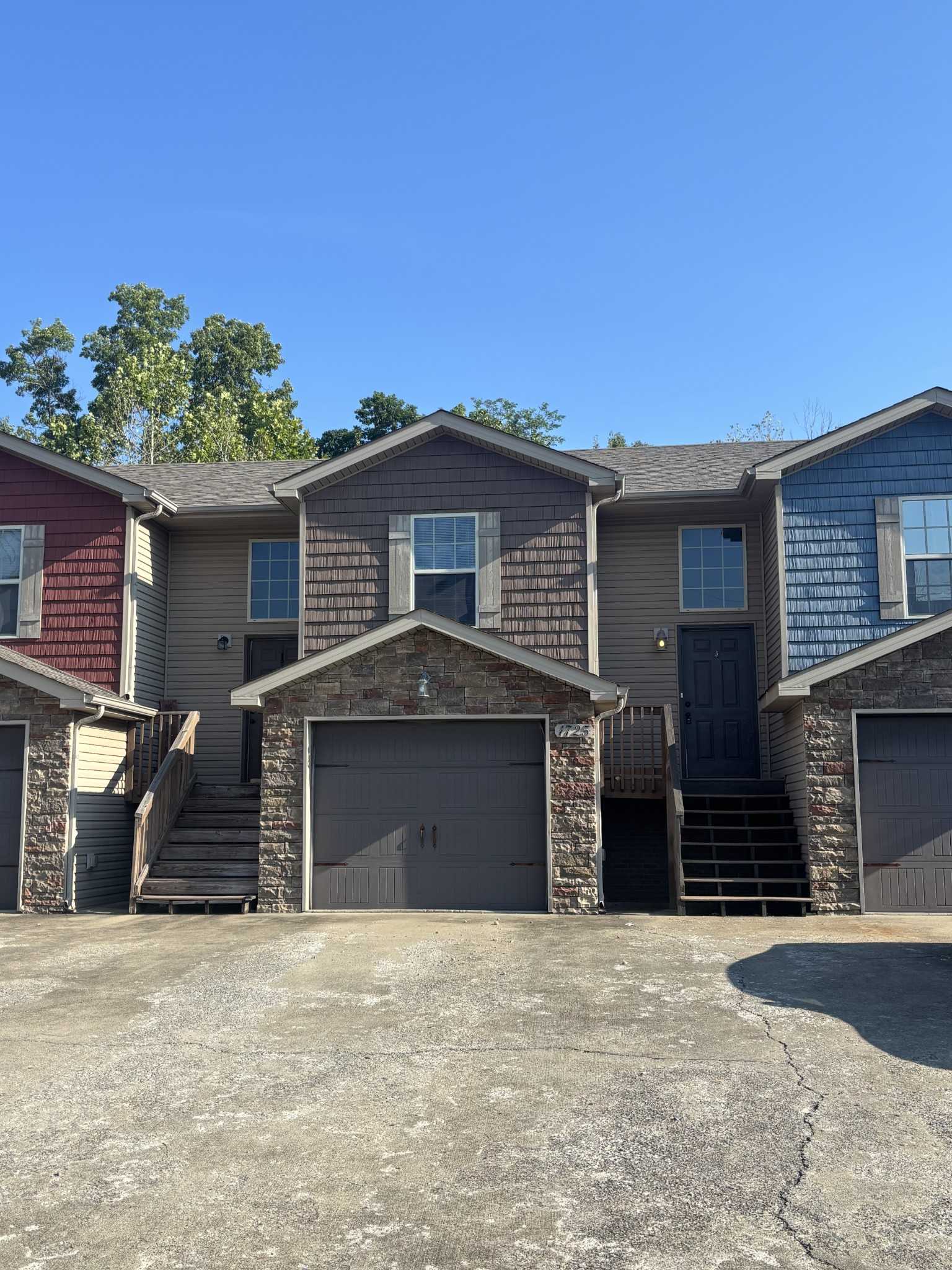 1725 Thistlewood Dr  APT B Clarksville Tennessee United States, for Rent, residential, Rebekah  Sprabary, Sweet Home Realty & Property Management