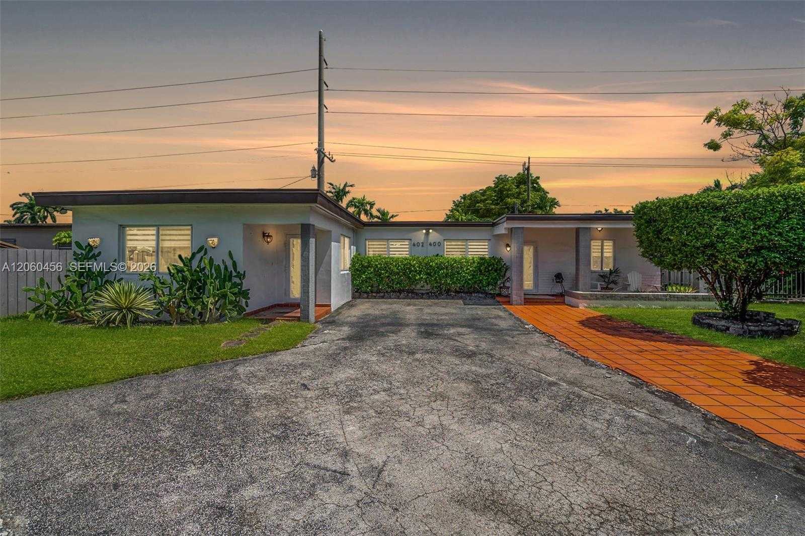 400 Central Blvd Miami Florida United States, for Sale, residential,  , INCOM OFFICE EXAMPLE
