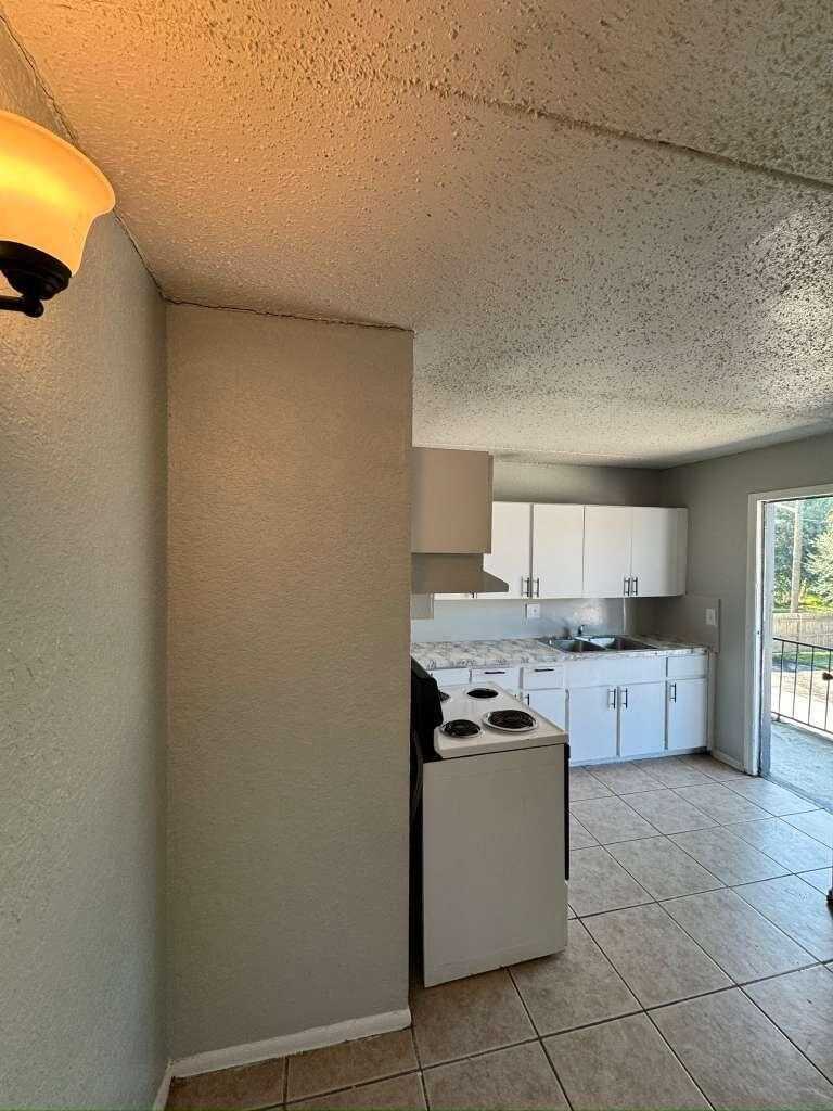 5141 SHENANDOAH Avenue APT 79 Jacksonville Florida United States, for Rent, residential,  , Phoenix Realtors LLC