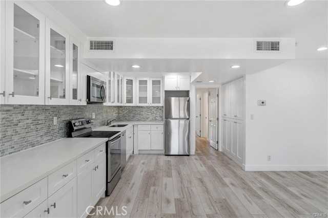 23401 Park Sorrento  APT 34 Calabasas California United States, for Rent, residential, Scott & Sherry Walter, Beverly & Co.
