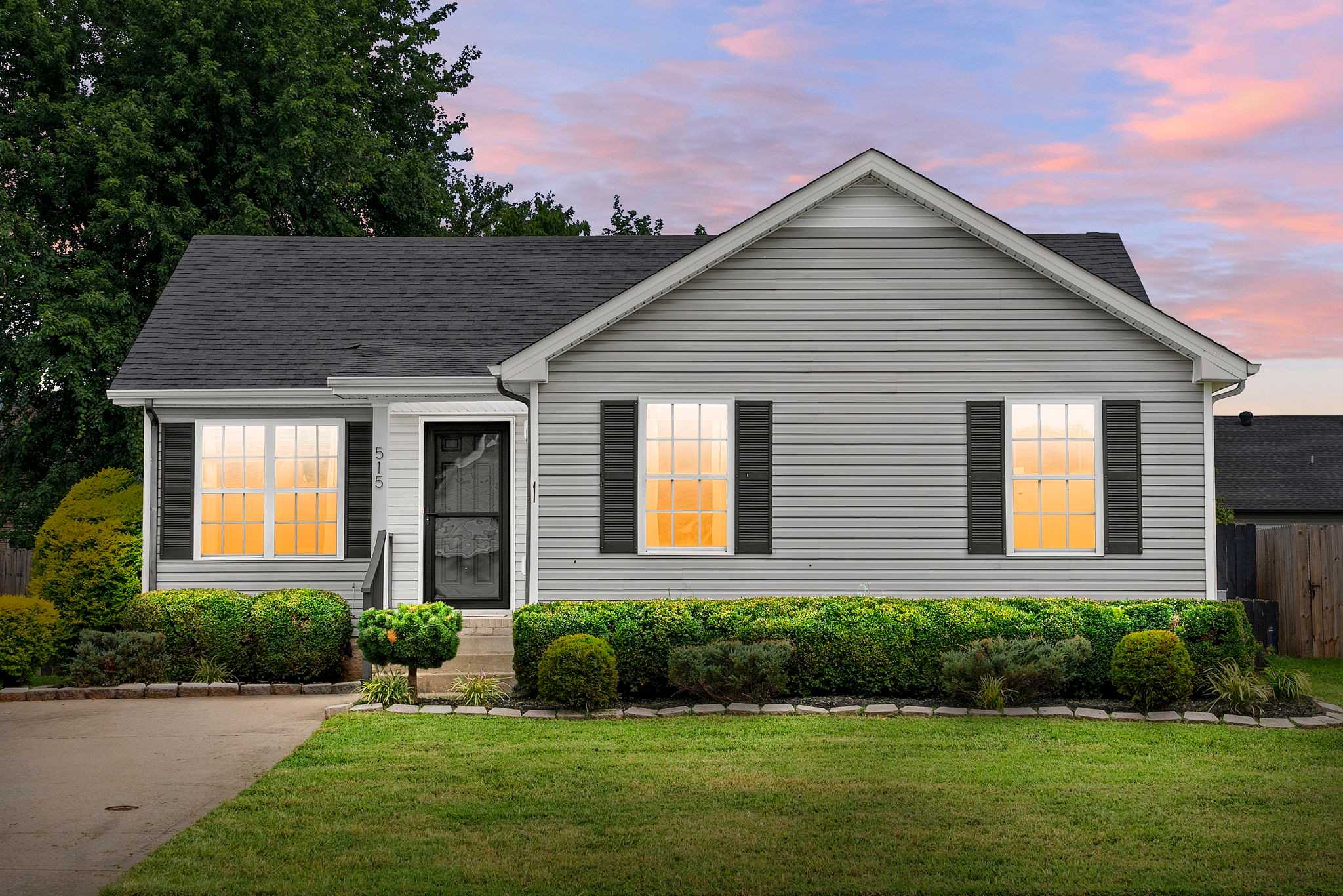515 Oakmont Dr Clarksville Tennessee United States, for Sale, residential, Rebekah  Sprabary, Sweet Home Realty & Property Management