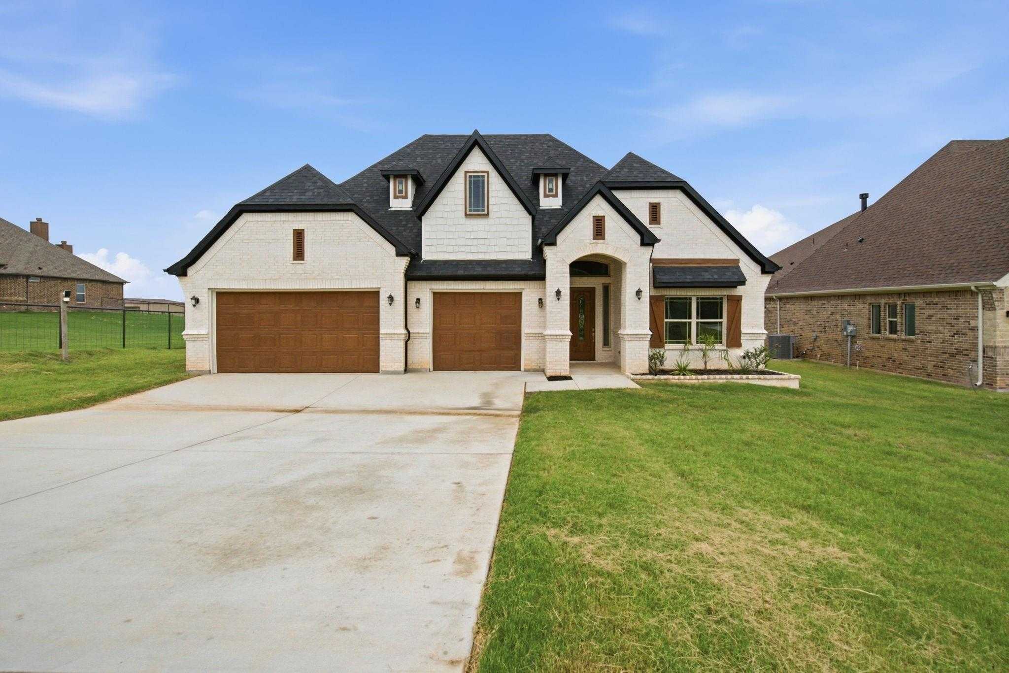 680 Jennings Lane Azle Texas United States, for Sale, residential,  , Superior Real Estate Group 
