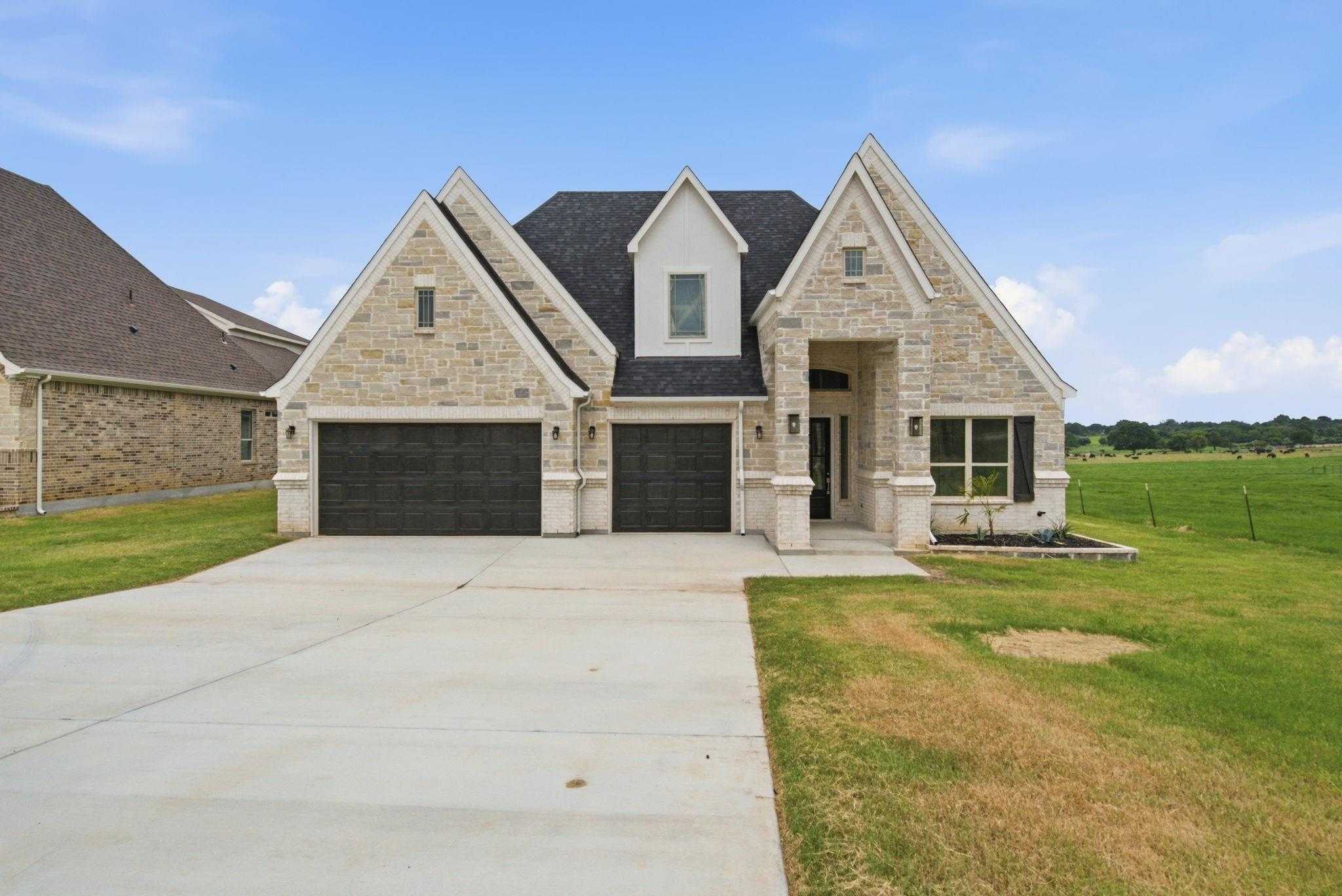 672 Jennings Lane Azle Texas United States, for Sale, residential,  , Superior Real Estate Group 