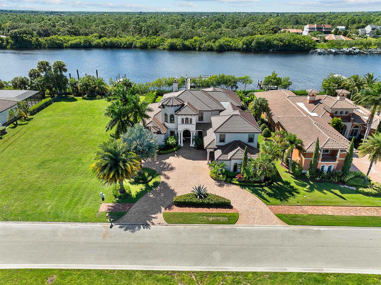 201 SE Fiore Bello Port St. Lucie Florida United States, for Sale, residential,  , Phoenix Realtors LLC