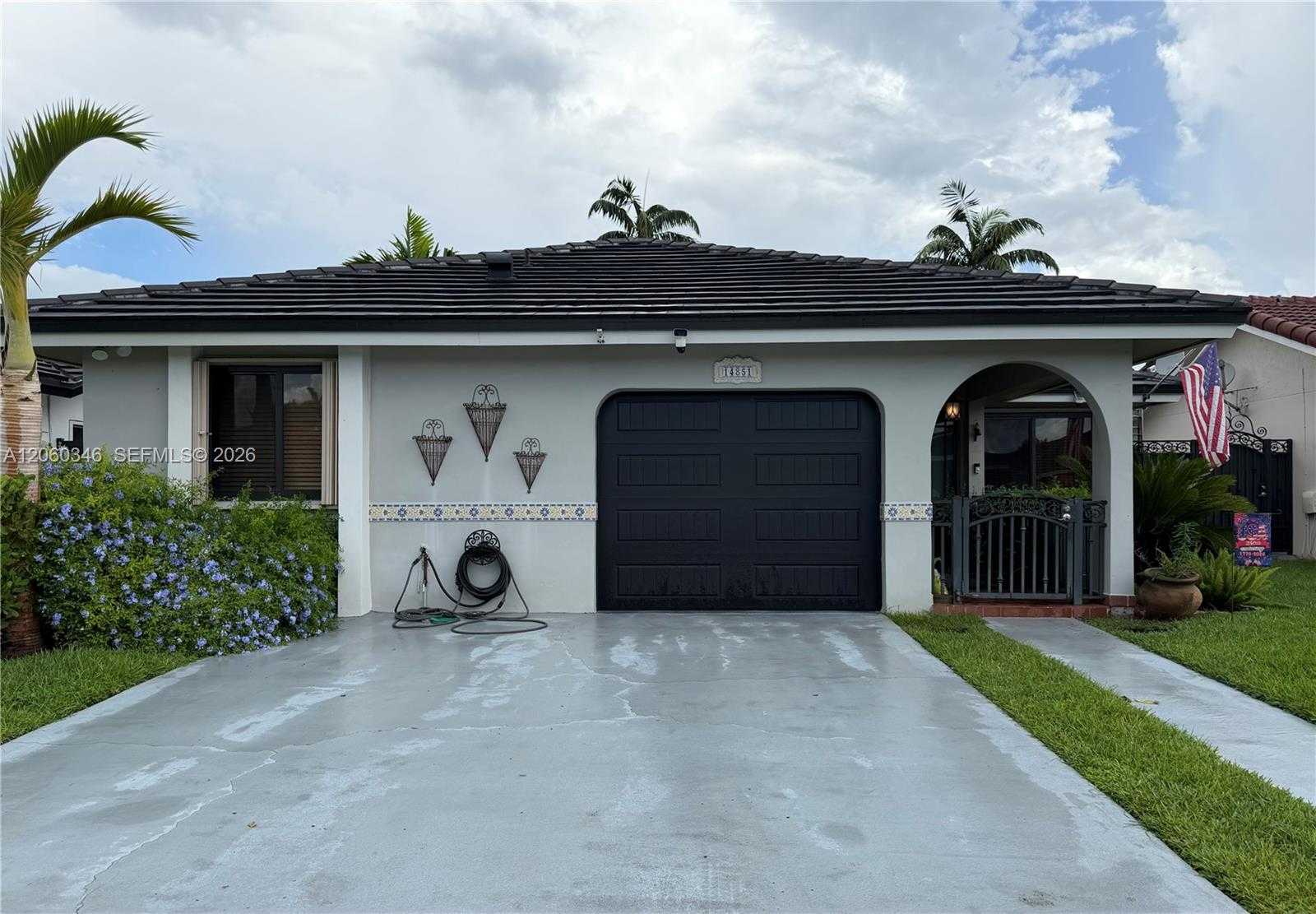 14851 SW 59th St Miami Florida United States, for Sale, residential,  , INCOM OFFICE EXAMPLE