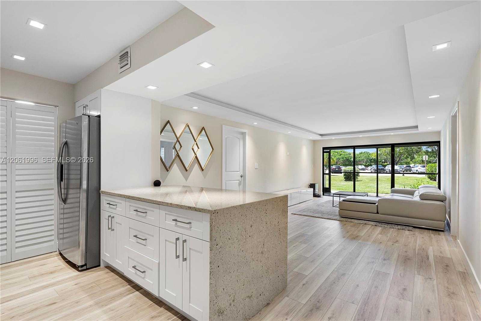 230 Lakeview Dr  APT 106 Weston Florida United States, for Rent, residential, Radmila Mandel, Florida Sky Realty Group