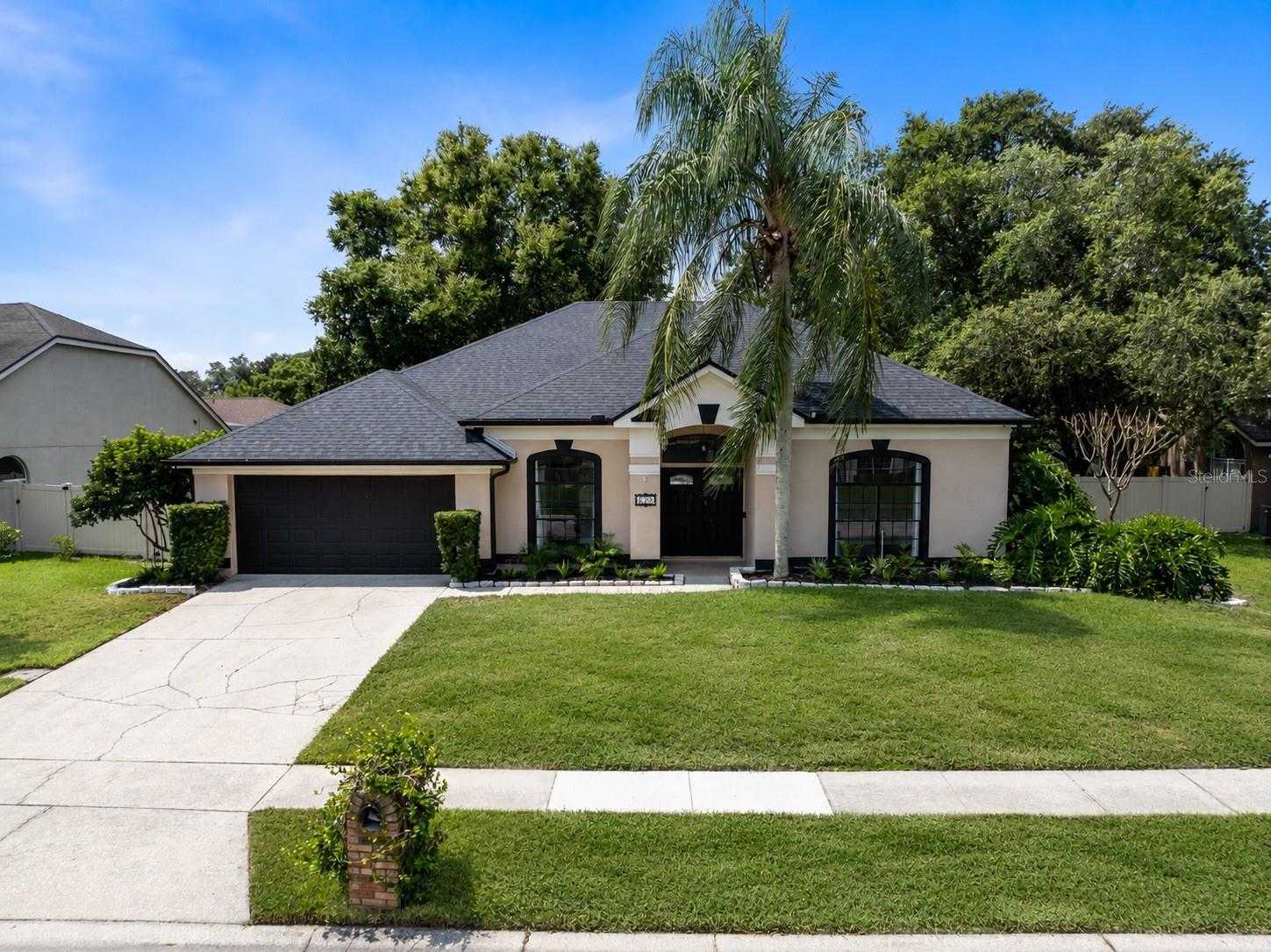 623 YORKSHIRE DRIVE Oviedo Florida United States, for Sale, residential, Fritz Wardlow, HomeSmart