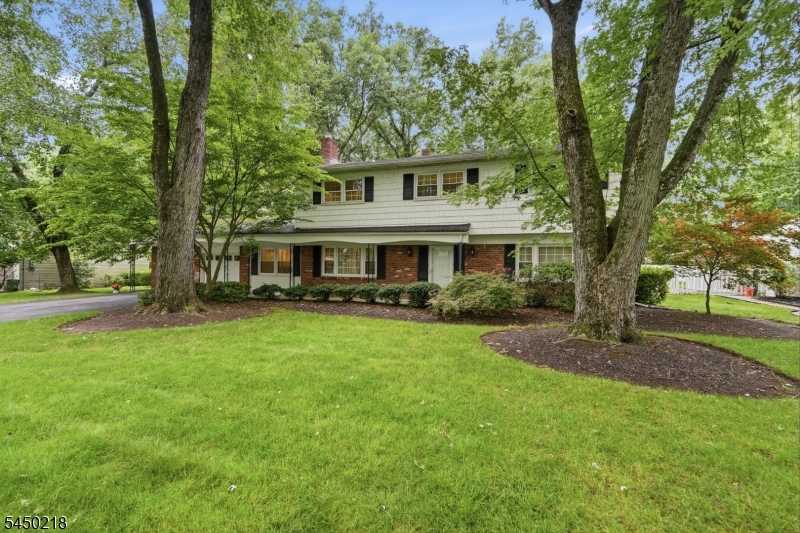 18 Druid Hill Dr Parsippany-troy Hills Twp. New Jersey United States, for Sale, residential, Jill Savva, Century 21 Cedarcrest Realty