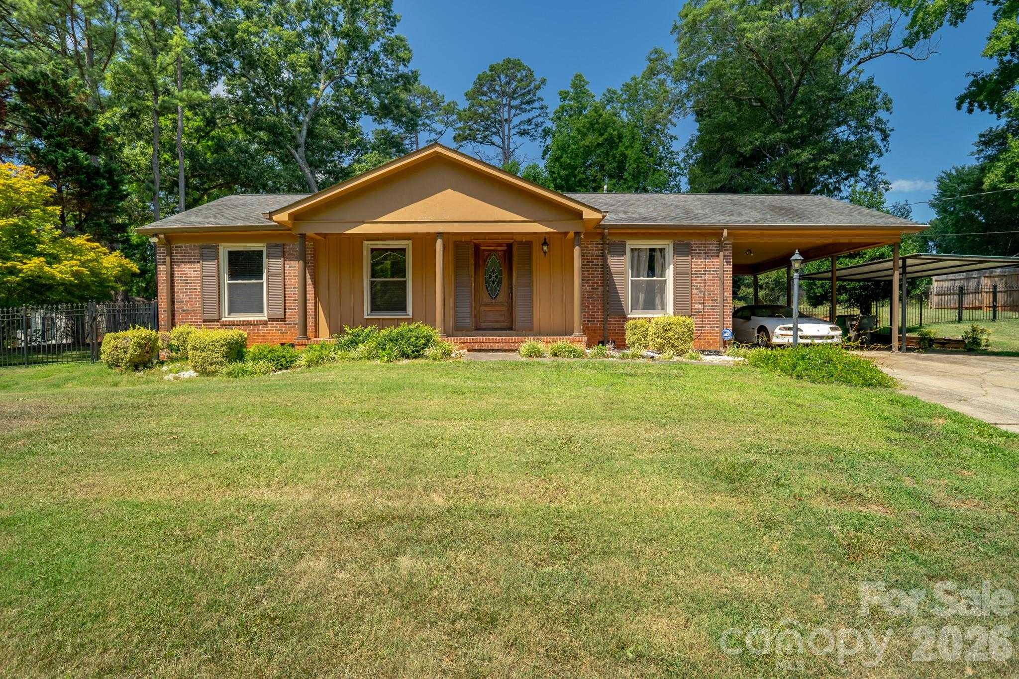 1433 Niagara Circle Charlotte North Carolina United States, for Sale, residential, Kristen Haynes, New Home Buyers Brokers / Realty Pros