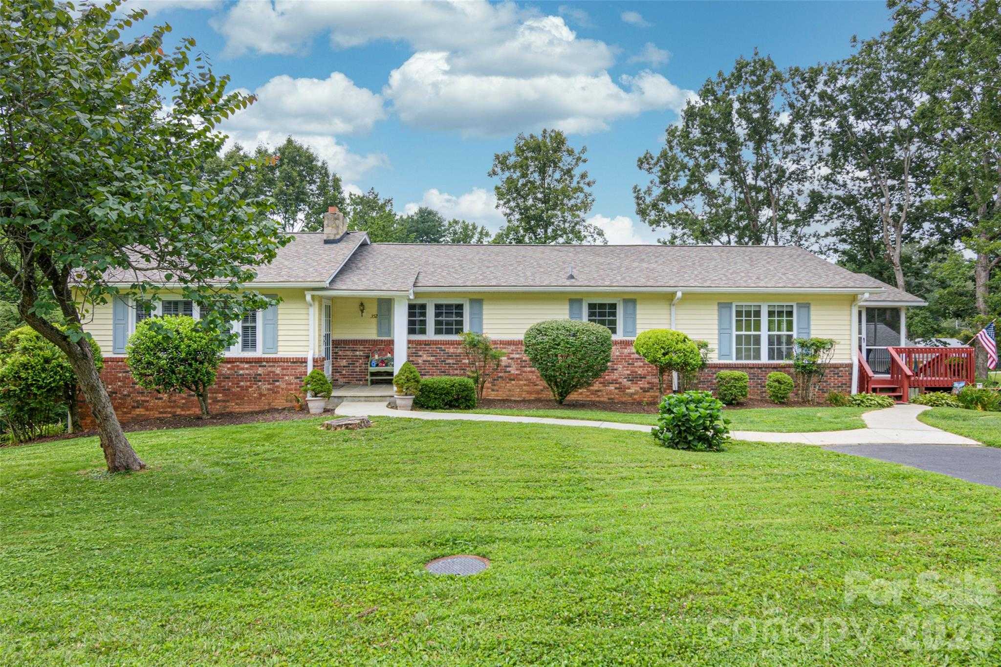 352 Cedar Lane Arden North Carolina United States, for Sale, residential, Toby Davis, RE/MAX RESULTS REALTY