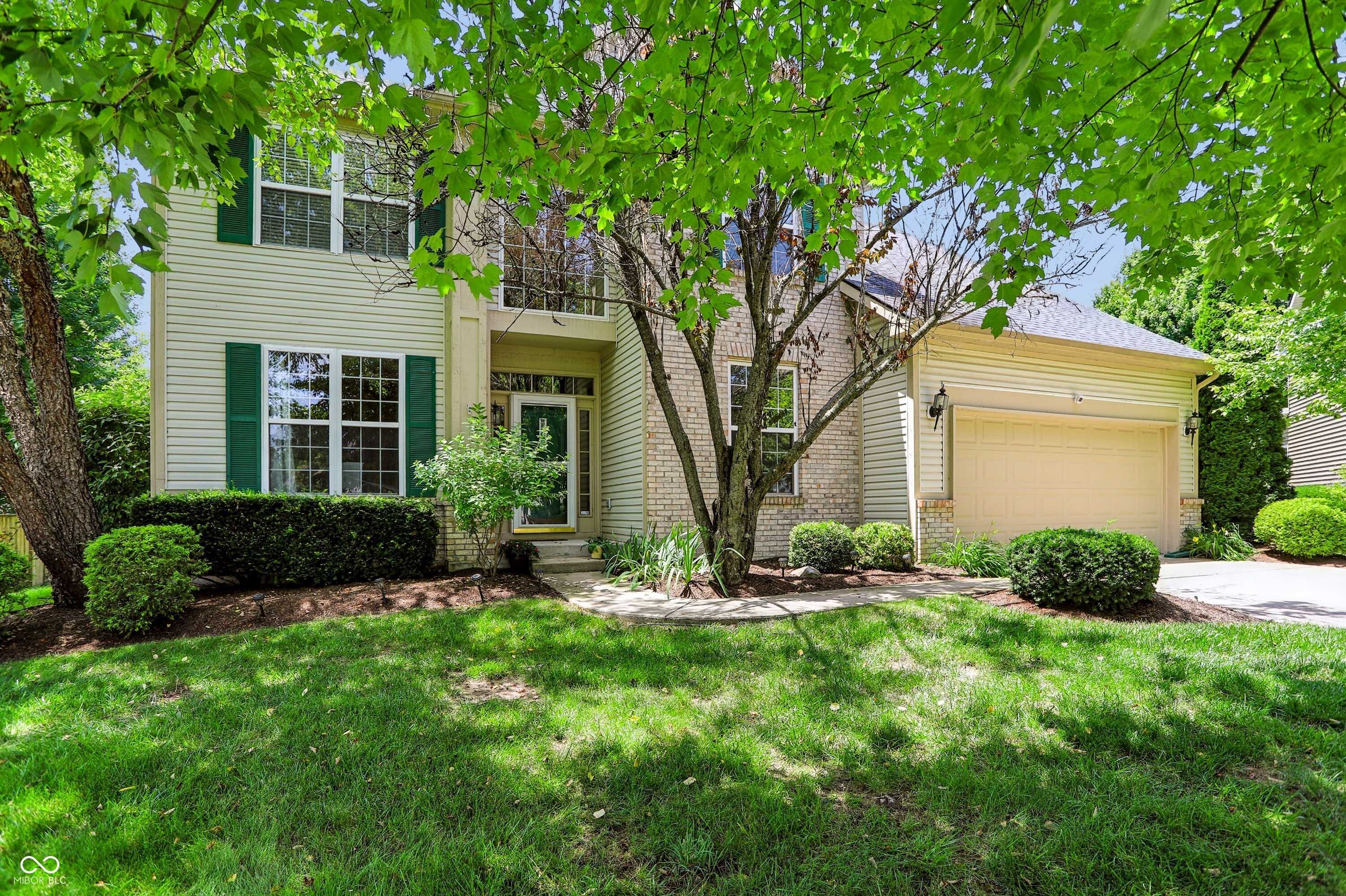 11810 Queenwood Court Fishers Indiana United States, for Sale, residential, Amir Chaudhary, Kingsway Real Estate Brokerage