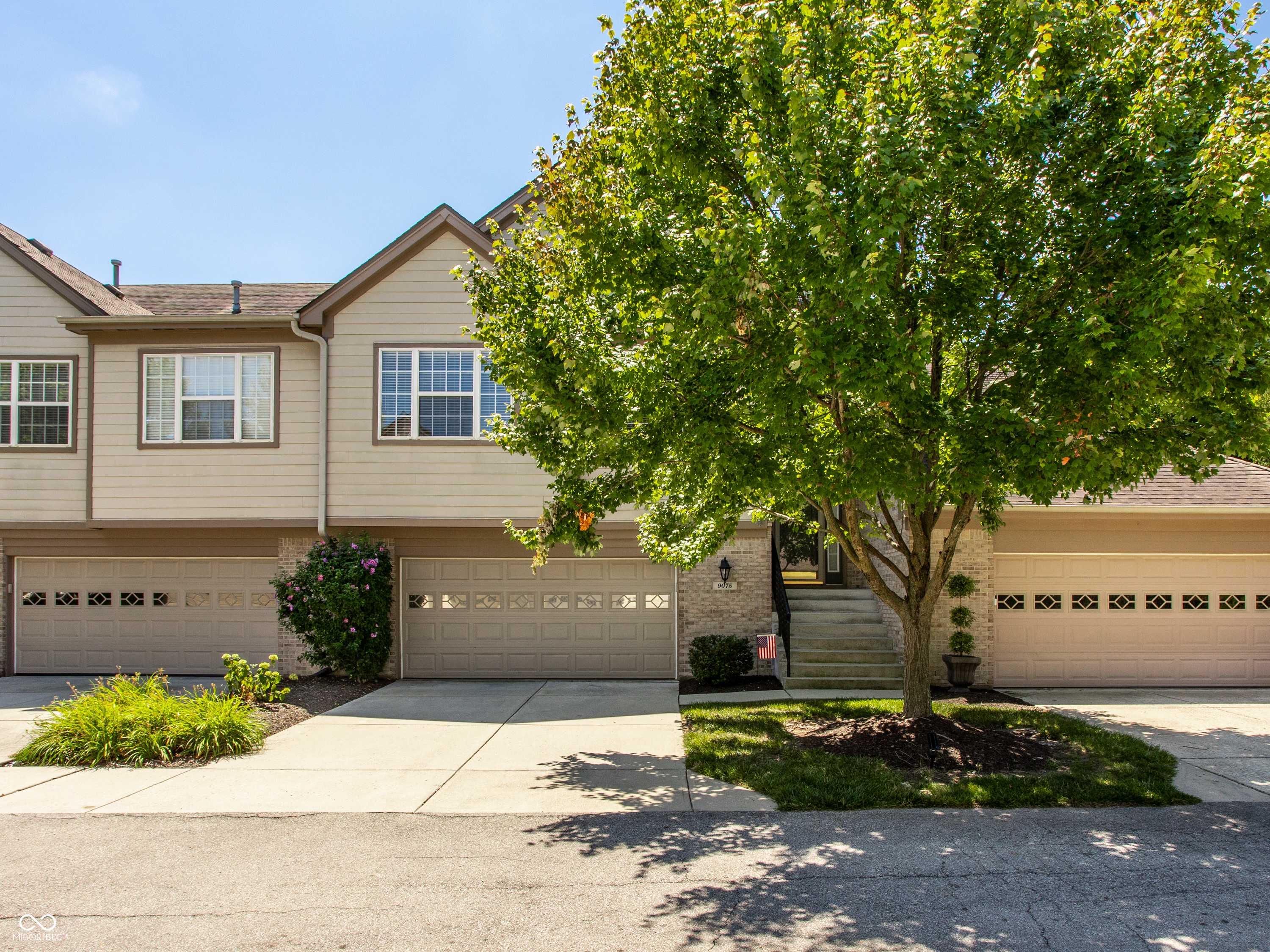 9075 Alcott Court Fishers Indiana United States, for Sale, residential, Amir Chaudhary, Kingsway Real Estate Brokerage