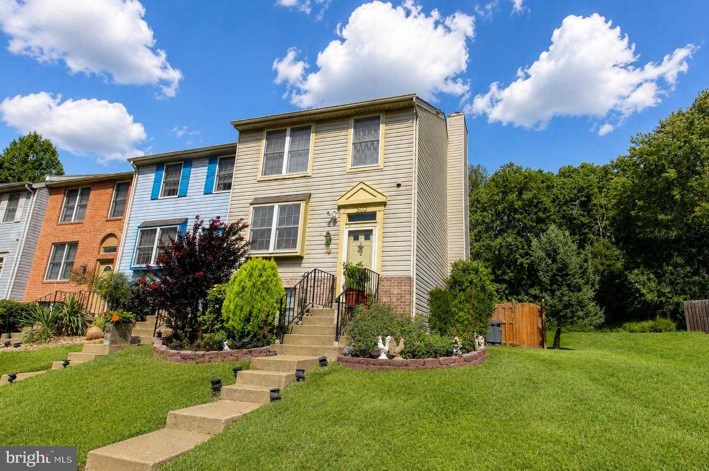 300 BARKSDALE PLACE Stafford Virginia United States, for Sale, residential,  , The Holly Group