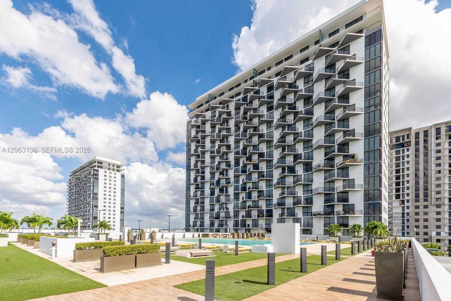 5300 Paseo Blvd  APT 1905 Doral Florida United States, for Rent, residential, Roberto Villasmil, Interinvestments Realty, Inc.