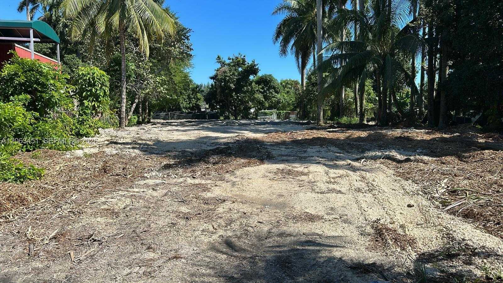 11805 NW 22nd Ct Miami Florida United States, for Sale, commercial, Nicholas Clark, Incom New Example Office