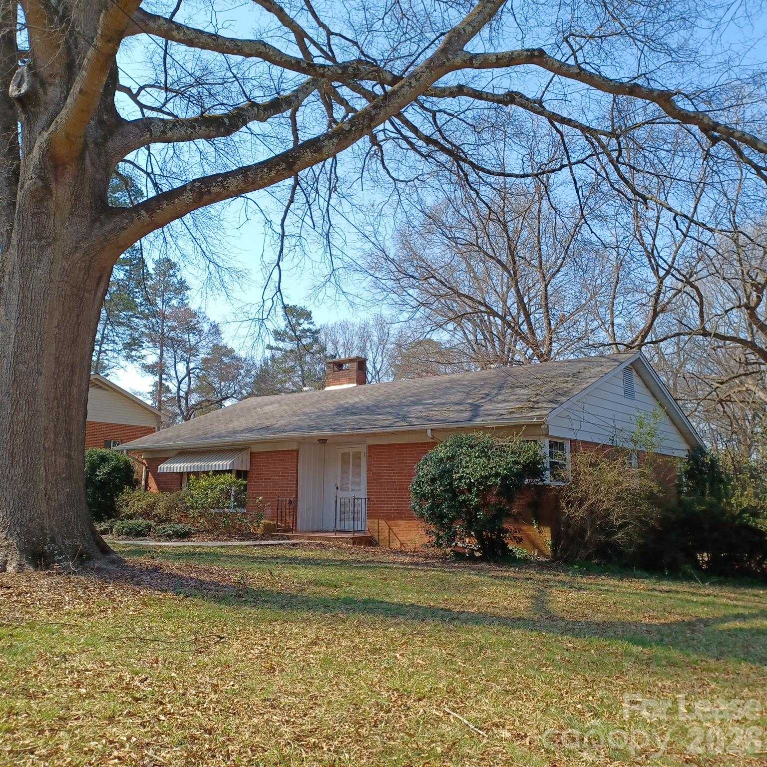 2504 Park Lane Charlotte North Carolina United States, for Rent, residential, Kristen Haynes, New Home Buyers Brokers / Realty Pros