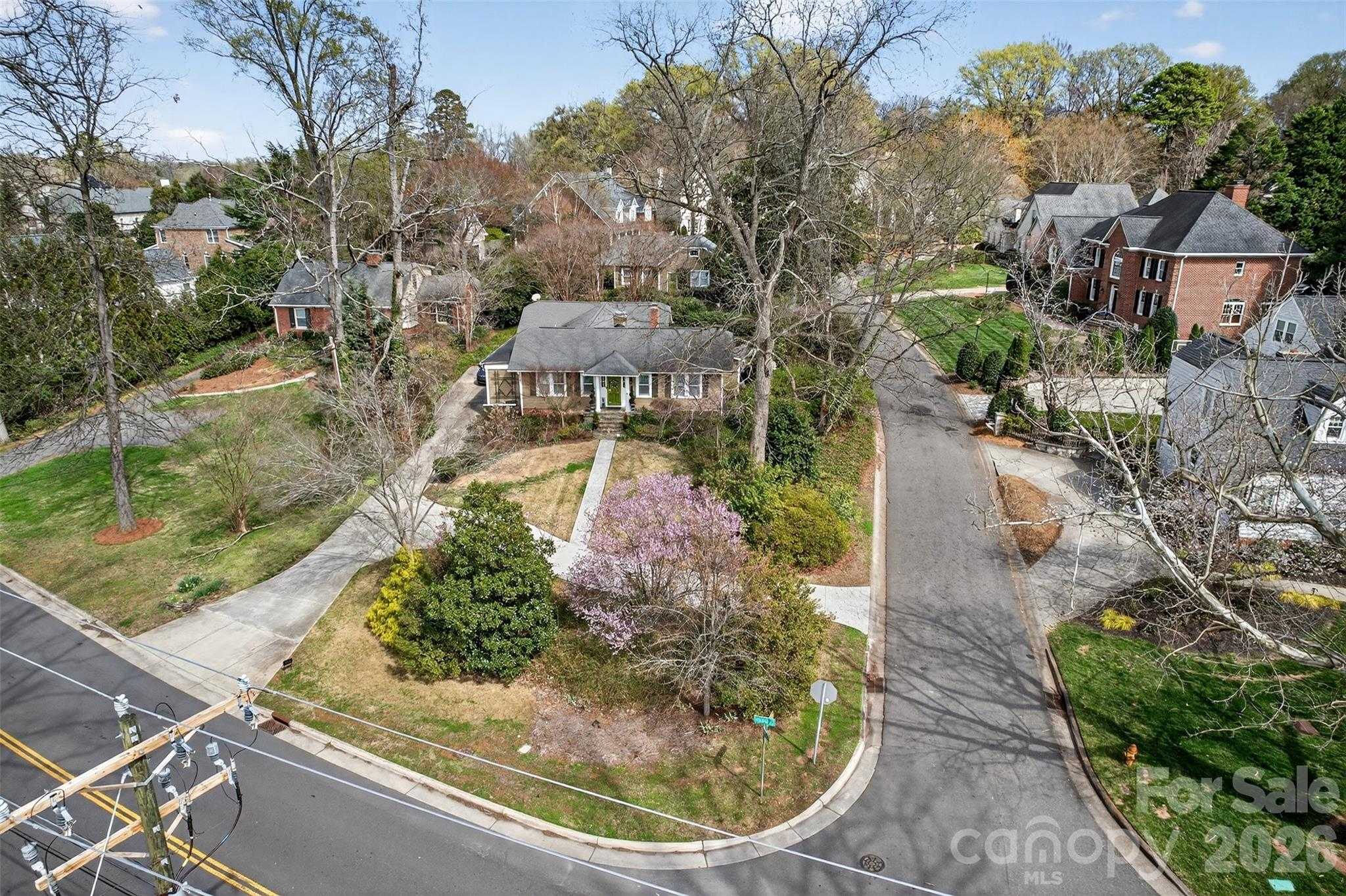 2527 Sharon Road Charlotte North Carolina United States, for Sale, commercial, Kristen Haynes, New Home Buyers Brokers / Realty Pros