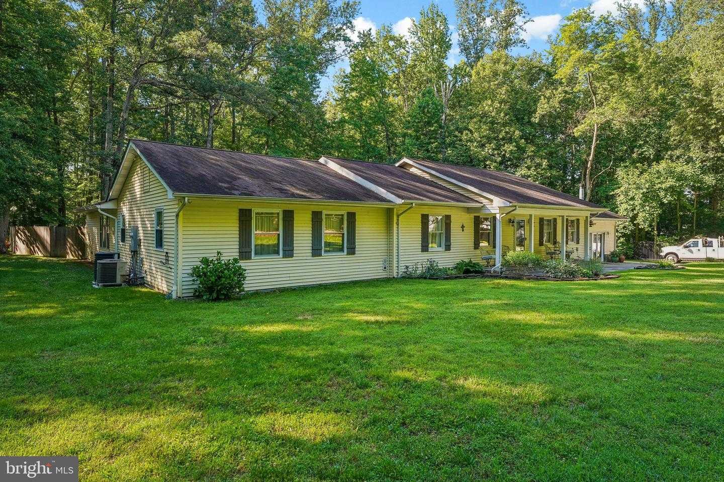 18303 POSSUM POINT ROAD Dumfries Virginia United States, for Sale, residential,  , The Holly Group