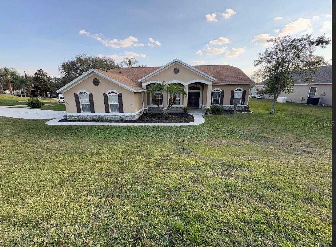13059 SANDY PINE LANE Clermont Florida United States, for Sale, residential, Zaira Mejia, Spaces & Styles Group