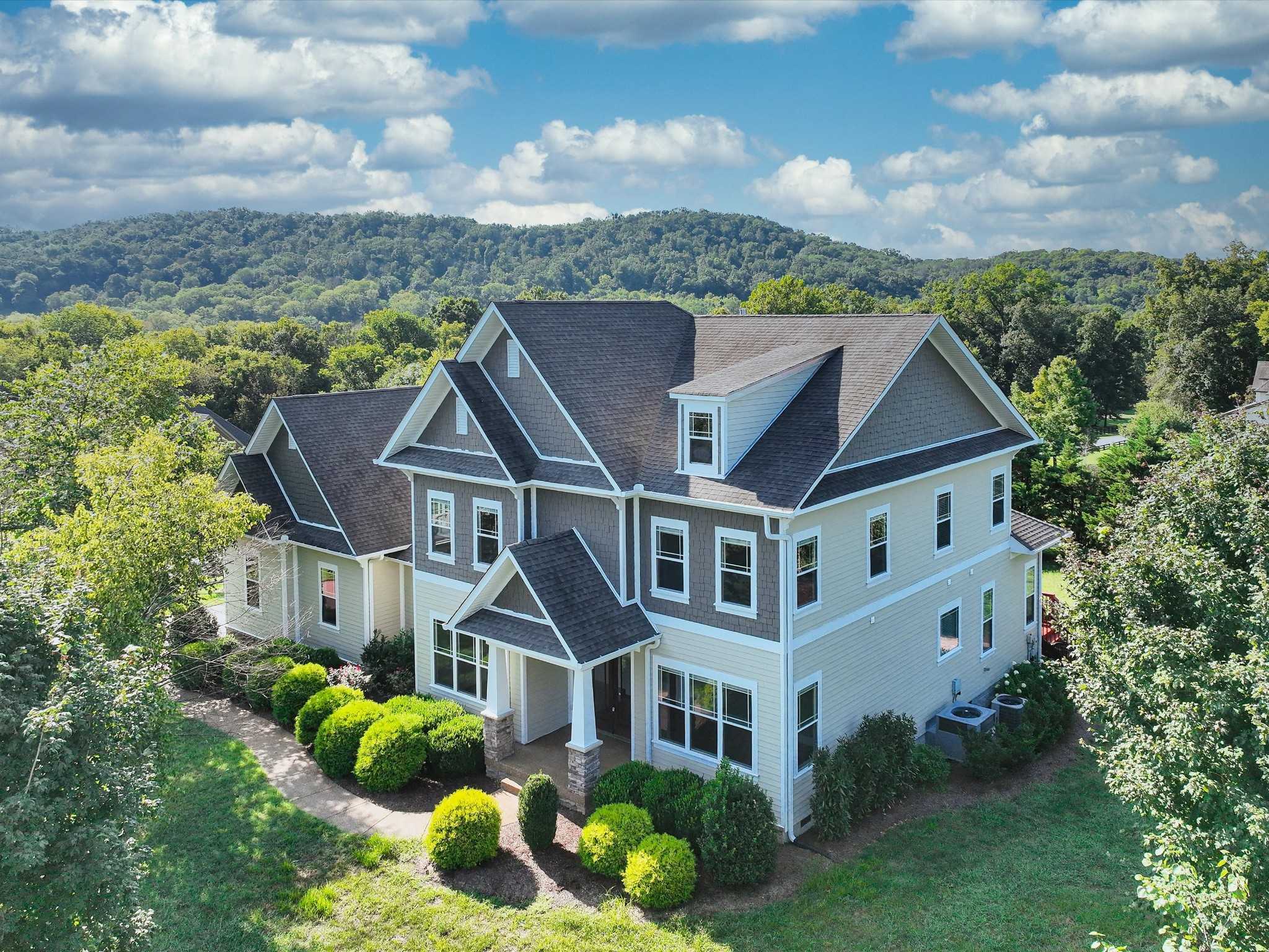 2533 Belle Brook Dr Franklin Tennessee United States, for Sale, residential, Adam Hanes, LPT Realty