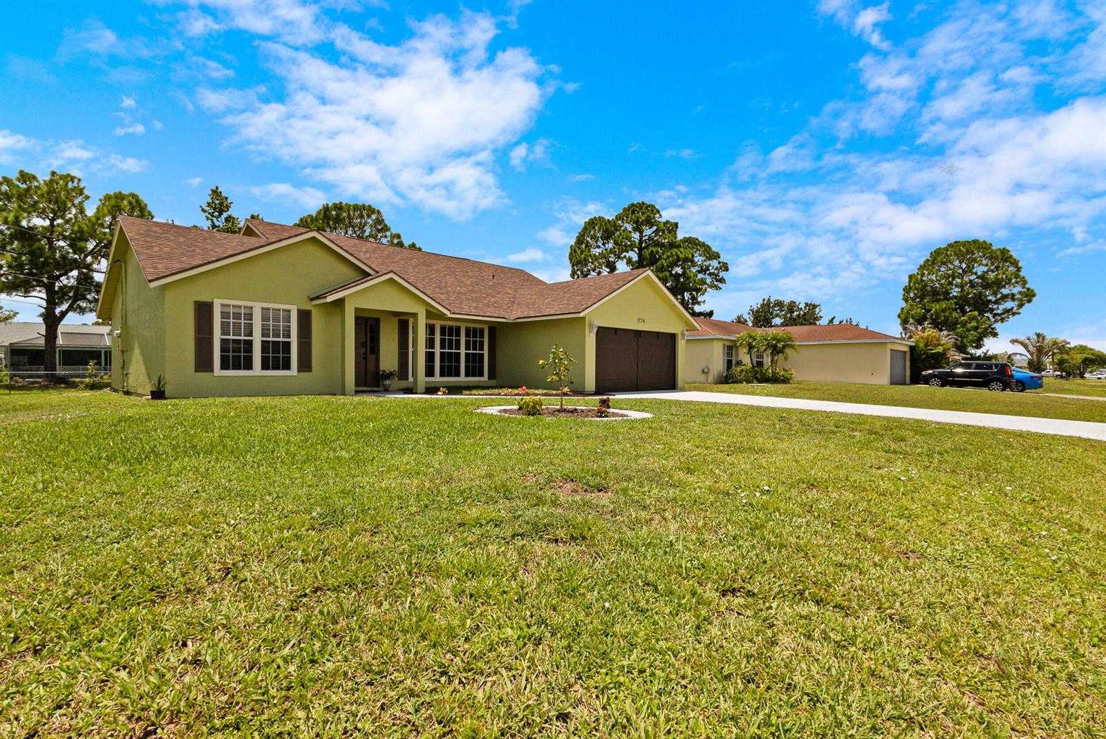 574 SW Fairview Avenue  Florida United States, for Sale, residential,  , Phoenix Realtors LLC