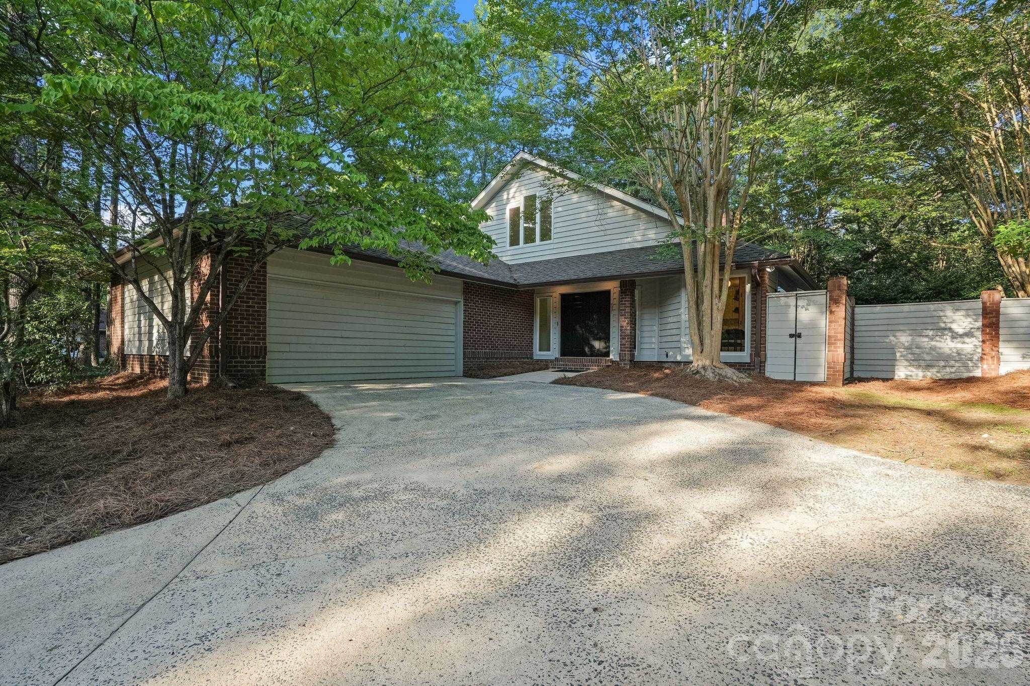 6301 Saddlebrook Court Charlotte North Carolina United States, for Sale, residential, William (Will) Owens , South Charlotte Properties