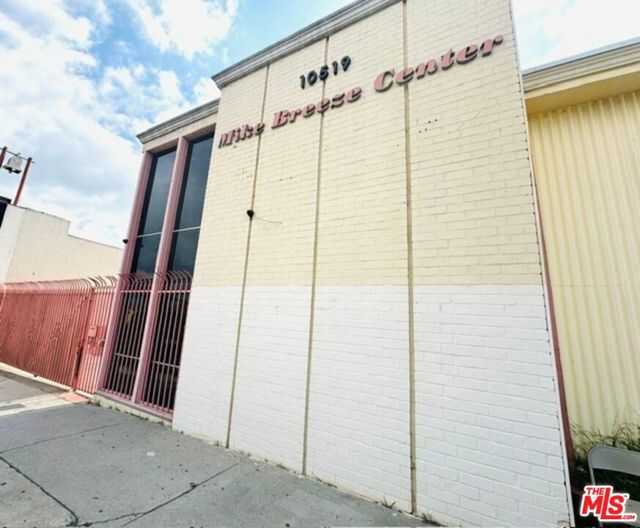 10519 S Western Avenue Los Angeles California United States, for Sale, commercial,  , Castle Rock Realty