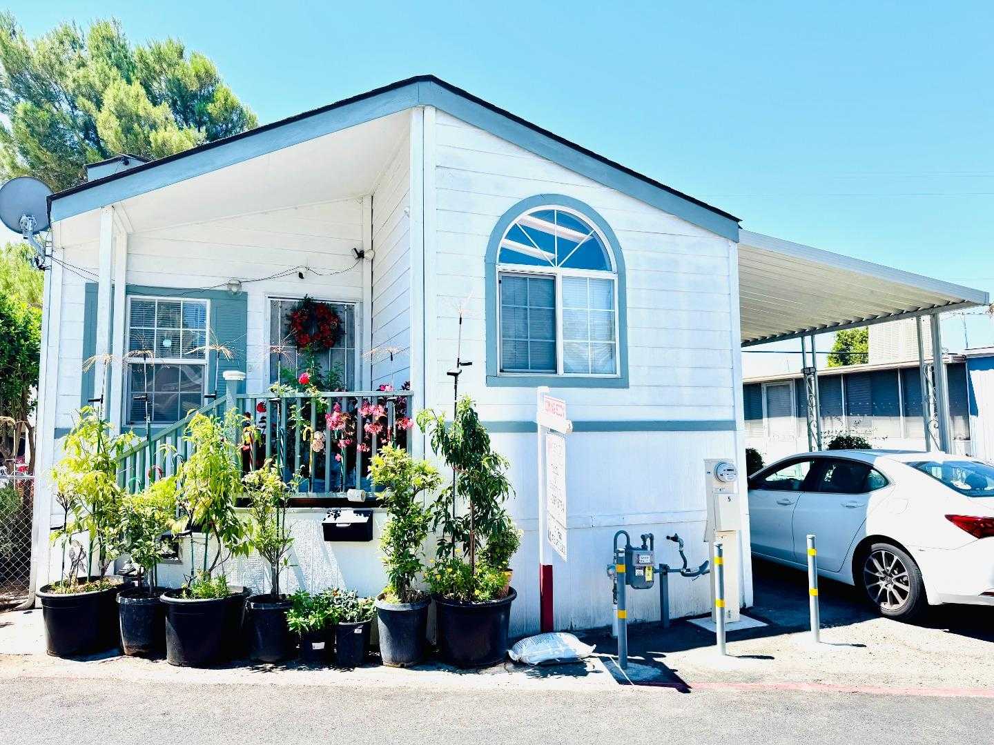 2855 Senter RD 5 San Jose California United States, for Sale, residential, Shanmughasundaram Gounder, Keller Williams Realty - Silicon City