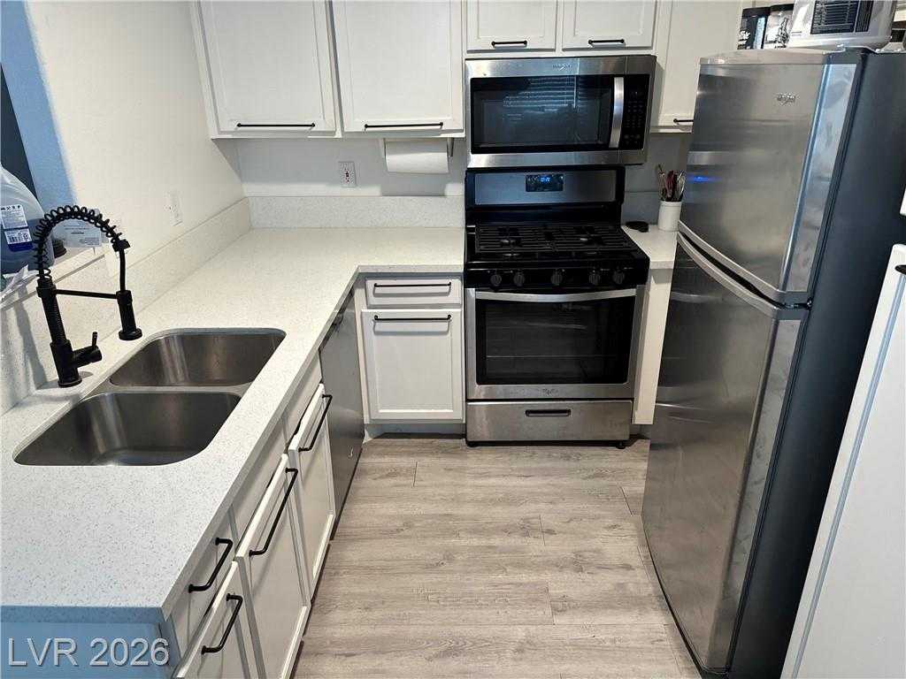 3155 Casey Drive APT 202 Las Vegas Nevada United States, for Rent, residential,  , Realty 220