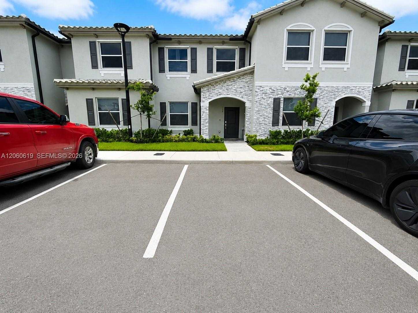 126 SE 11th Ct Florida City Florida United States, for Rent, residential, Rodolfo  Carra, HotSpot Realty
