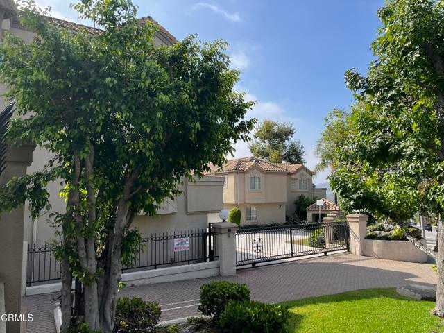 4520 Pennsylvania Avenue APT 118 La Crescenta California United States, for Sale, residential, Seta Rostomian, Berkshire Hathaway HomeService Crest Real Estate