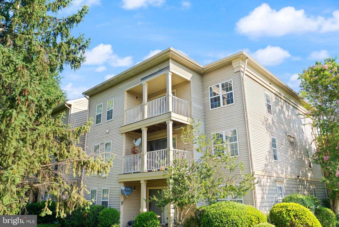 1025 GARDENVIEW LOOP APT 302 Woodbridge Virginia United States, for Sale, residential,  , The Holly Group