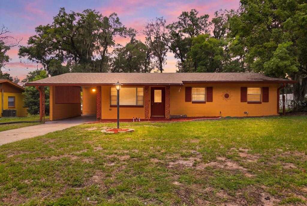 812 W FRANKLIN AVENUE Deland Florida United States, for Sale, residential,  , DASH Real Estate Company