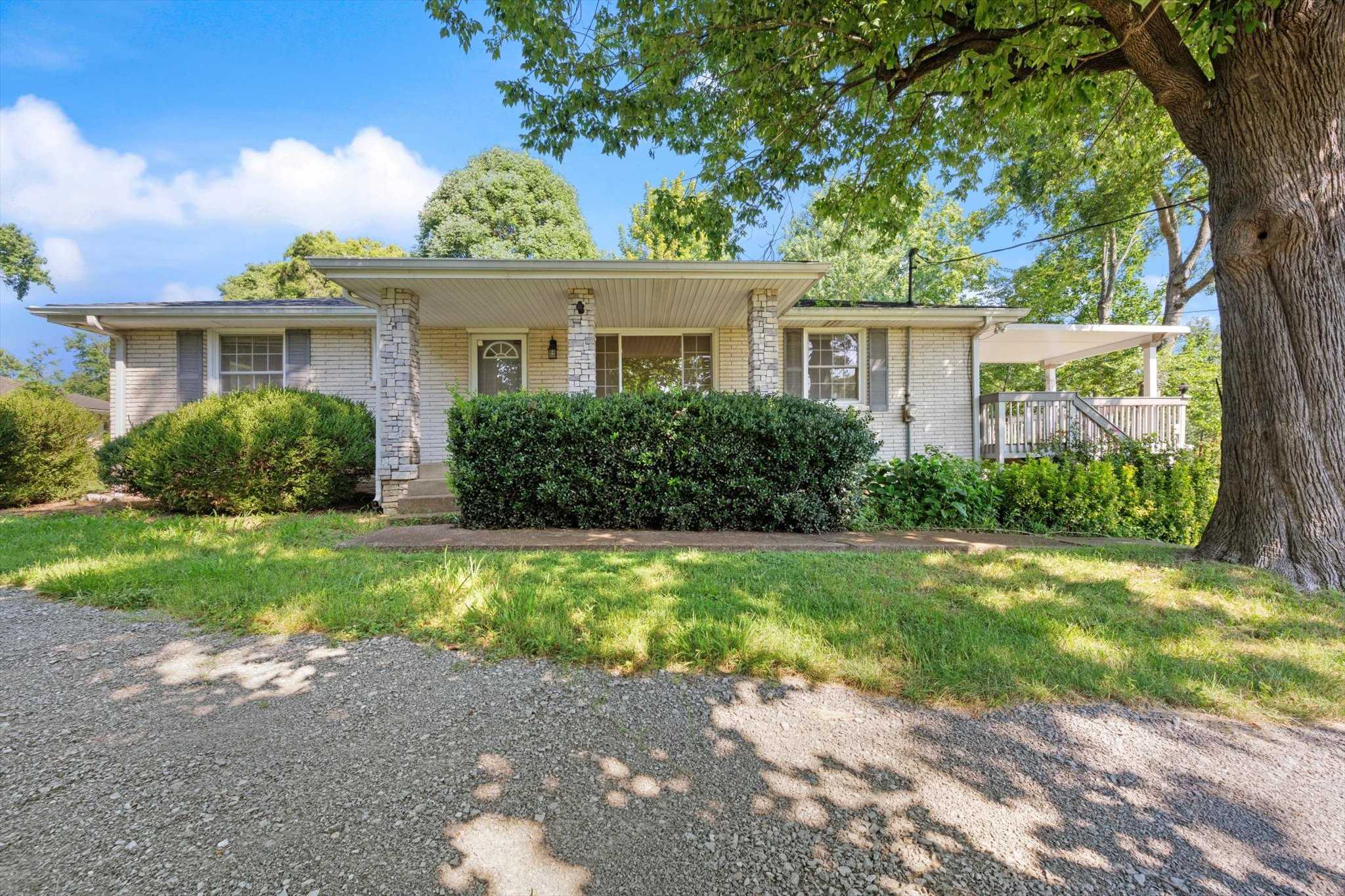 4921 Timberdale Dr Nashville Tennessee United States, for Sale, residential, Adam Hanes, LPT Realty