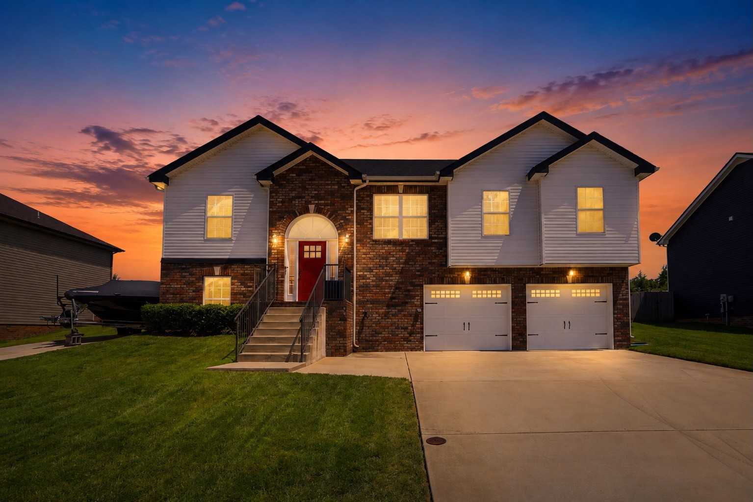 141 Kingstons Cv Clarksville Tennessee United States, for Sale, residential, Rebekah  Sprabary, Sweet Home Realty & Property Management