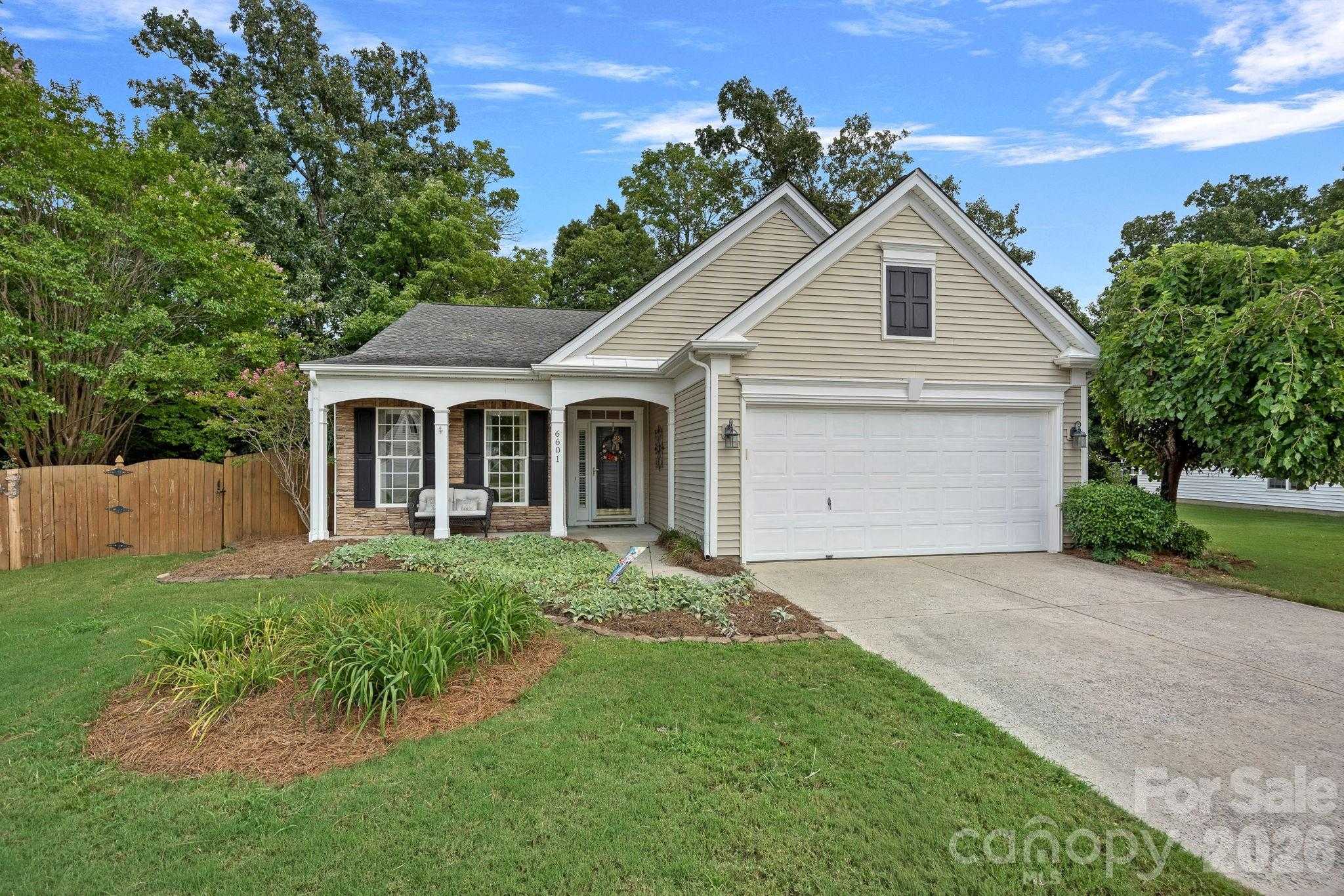 6601 Warbler Wood Court Charlotte North Carolina United States, for Sale, residential, Kristen Haynes, New Home Buyers Brokers / Realty Pros