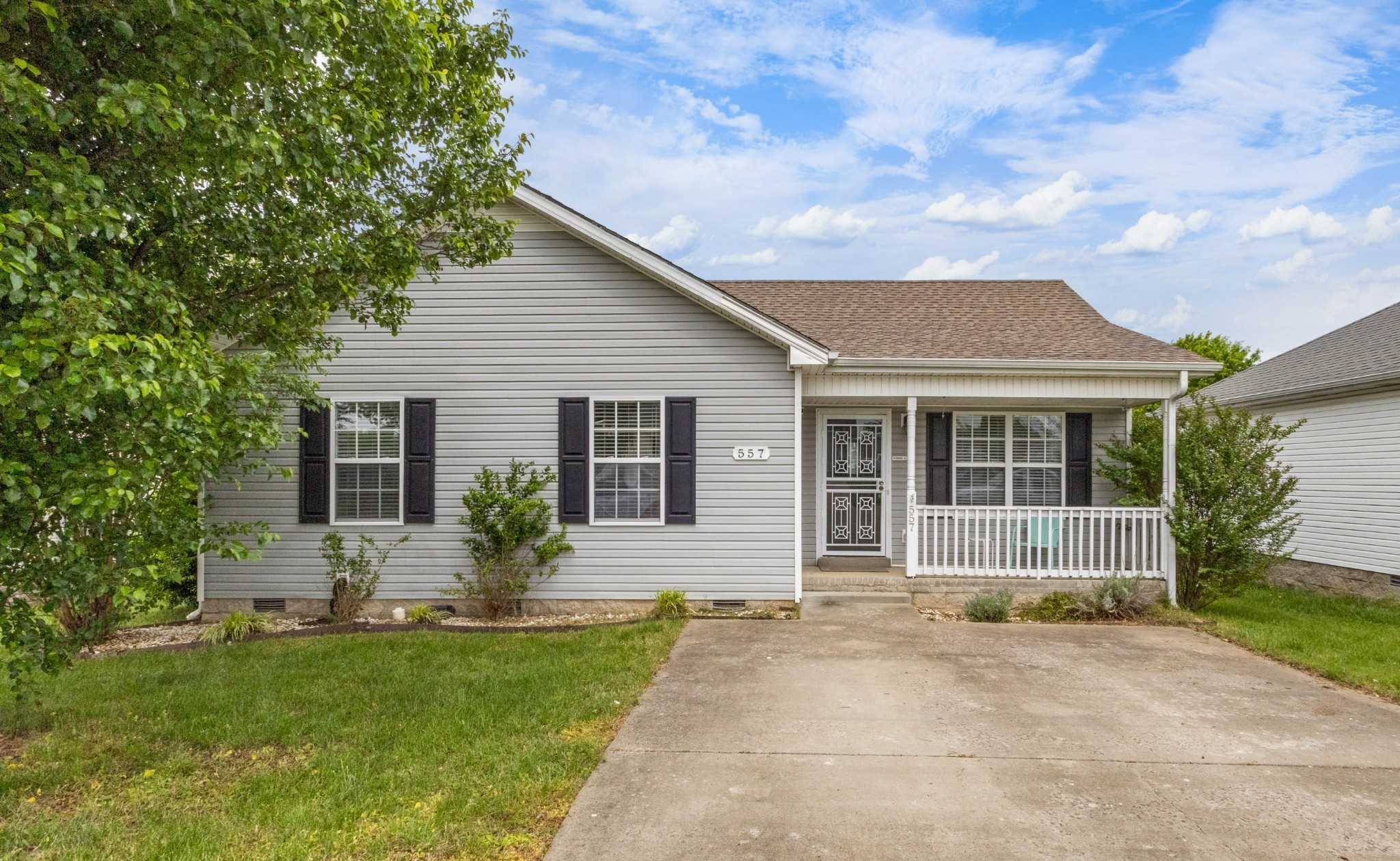 557 Oakmont Dr Clarksville Tennessee United States, for Sale, residential, Adam Hanes, LPT Realty