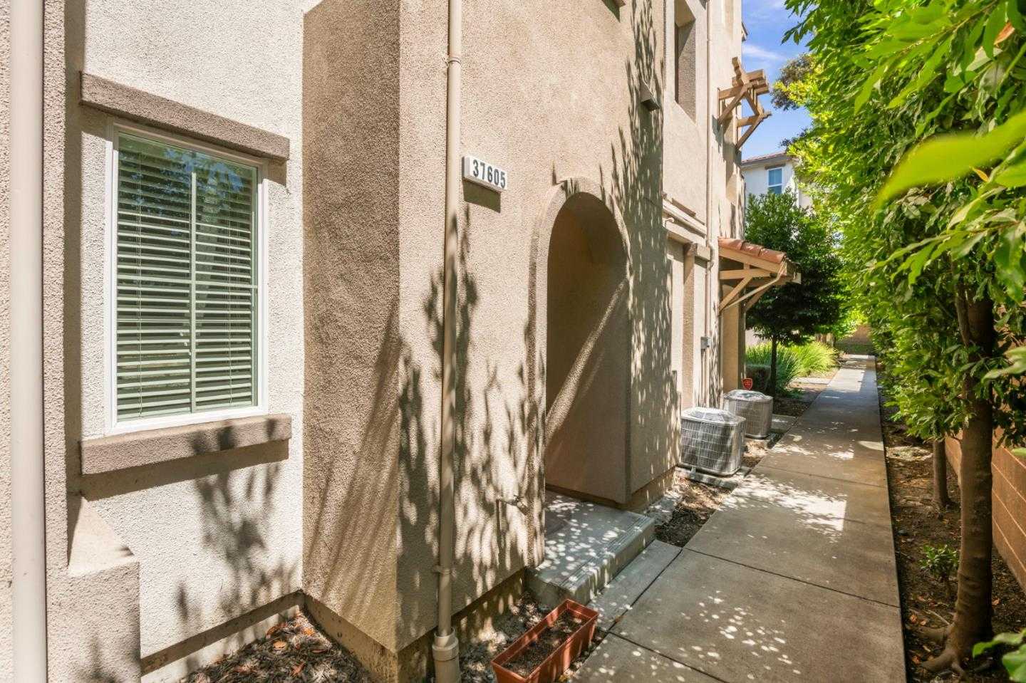 37605 Pimento CMN Fremont California United States, for Sale, residential,  , Akaal Realty Inc.