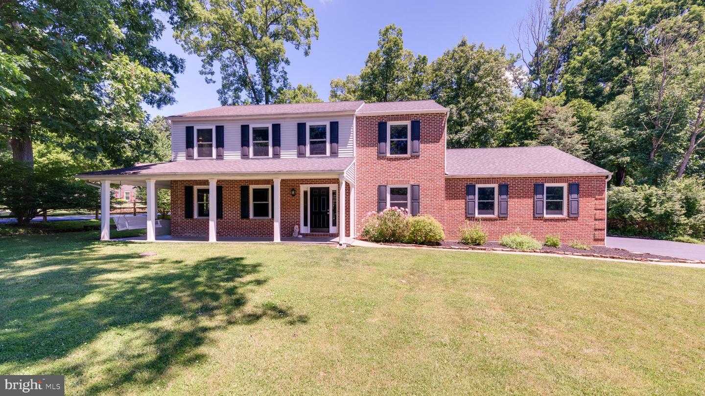 823 COUNTRYSIDE DRIVE West Chester Pennsylvania United States, Sold, residential,  , Swayne Real Estate Group