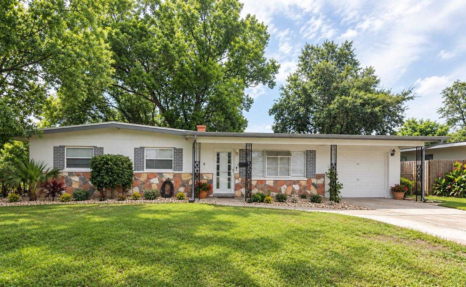 1840 N POWERS DRIVE Orlando Florida United States, for Sale, residential,  , Florida Top Realty