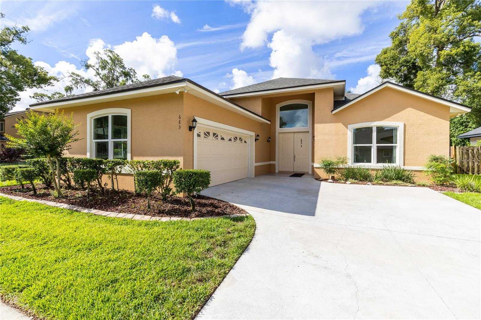 683 OAK HOLLOW WAY Altamonte Springs Florida United States, for Sale, residential, Zaira Mejia, Spaces & Styles Group