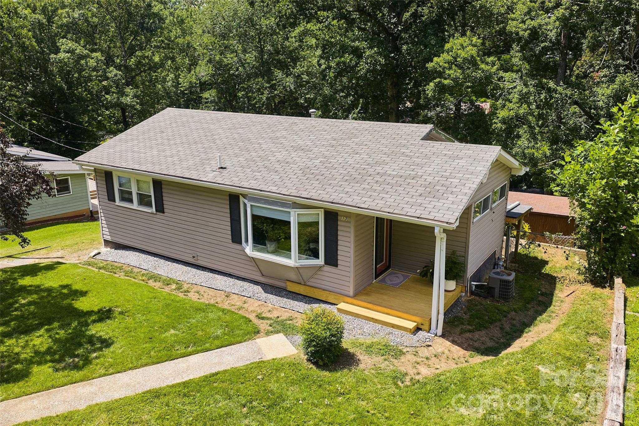 17 Azalea Road Arden North Carolina United States, for Sale, residential, Toby Davis, RE/MAX RESULTS REALTY