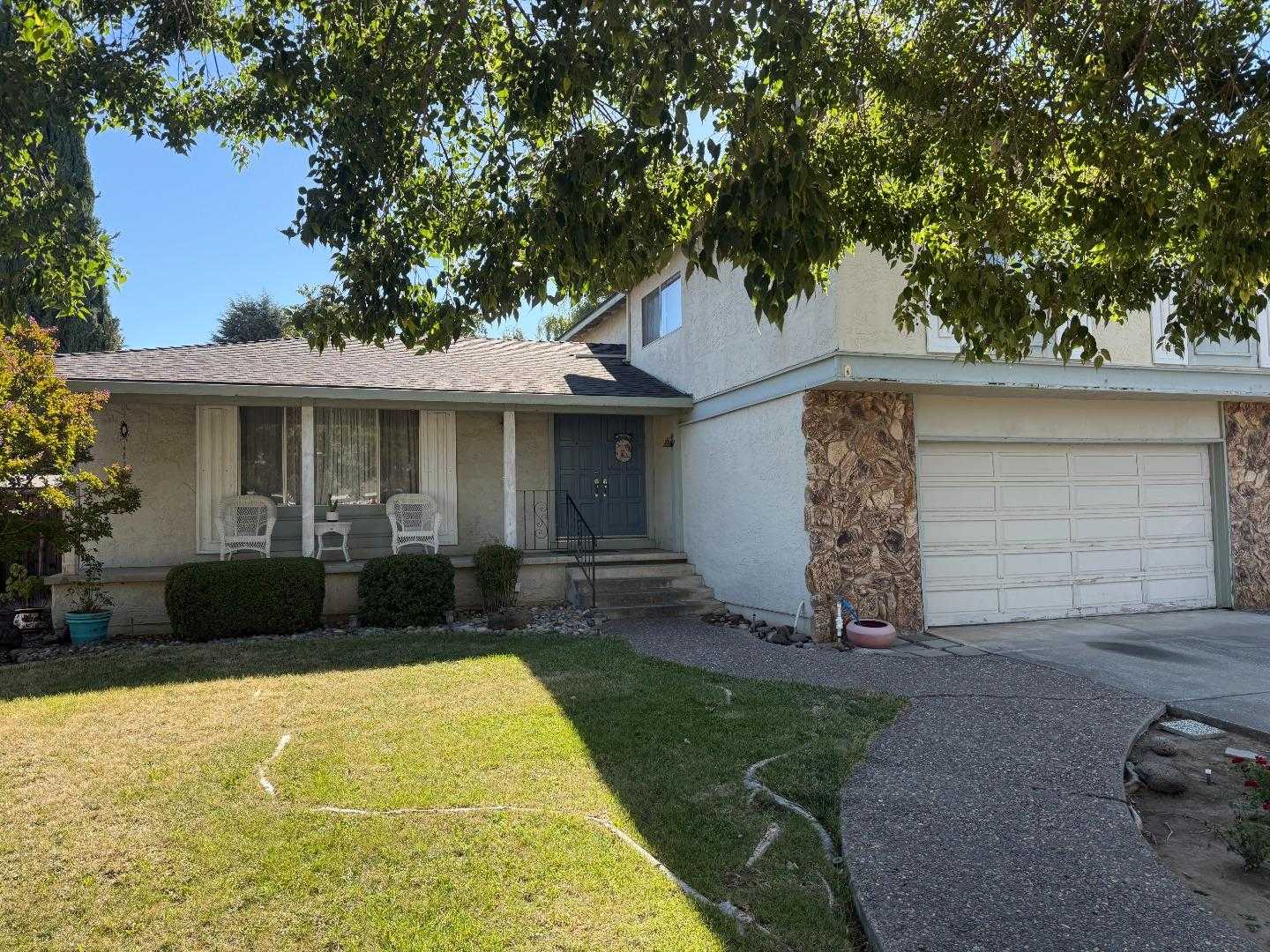 7040 Valley Forge DR Gilroy California United States, for Sale, residential,  , Realty World - People to People