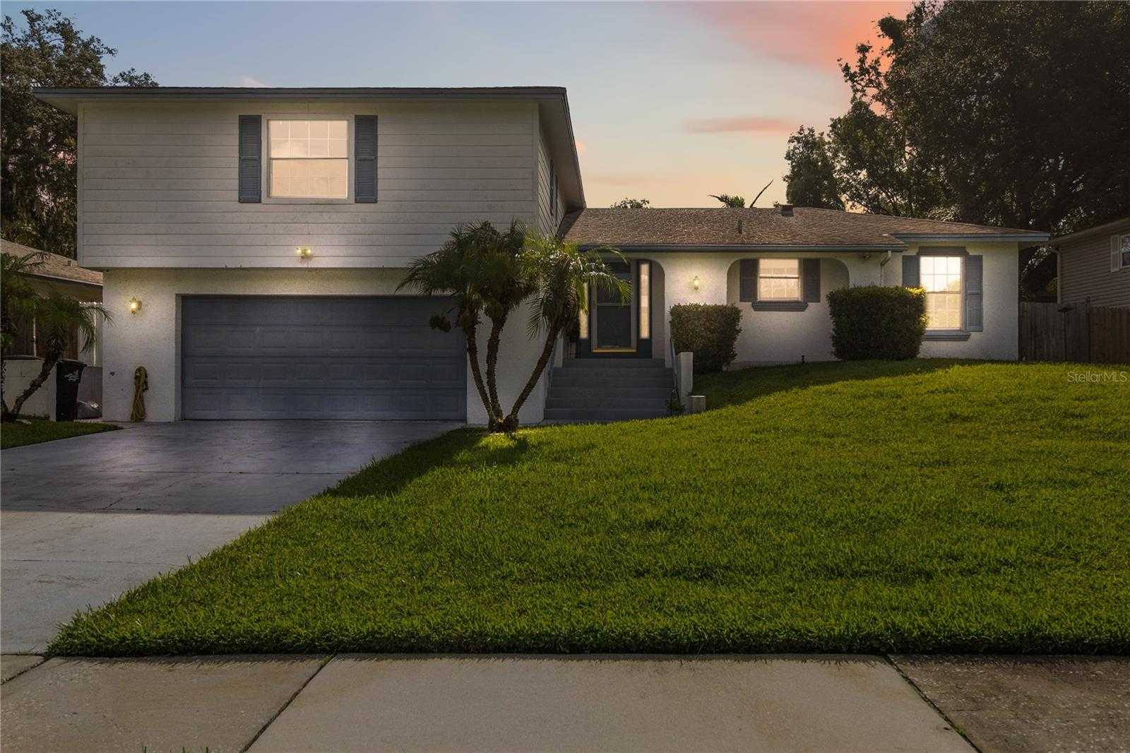 656 LITTLE WEKIVA ROAD Altamonte Springs Florida United States, for Sale, residential, Zaira Mejia, Spaces & Styles Group