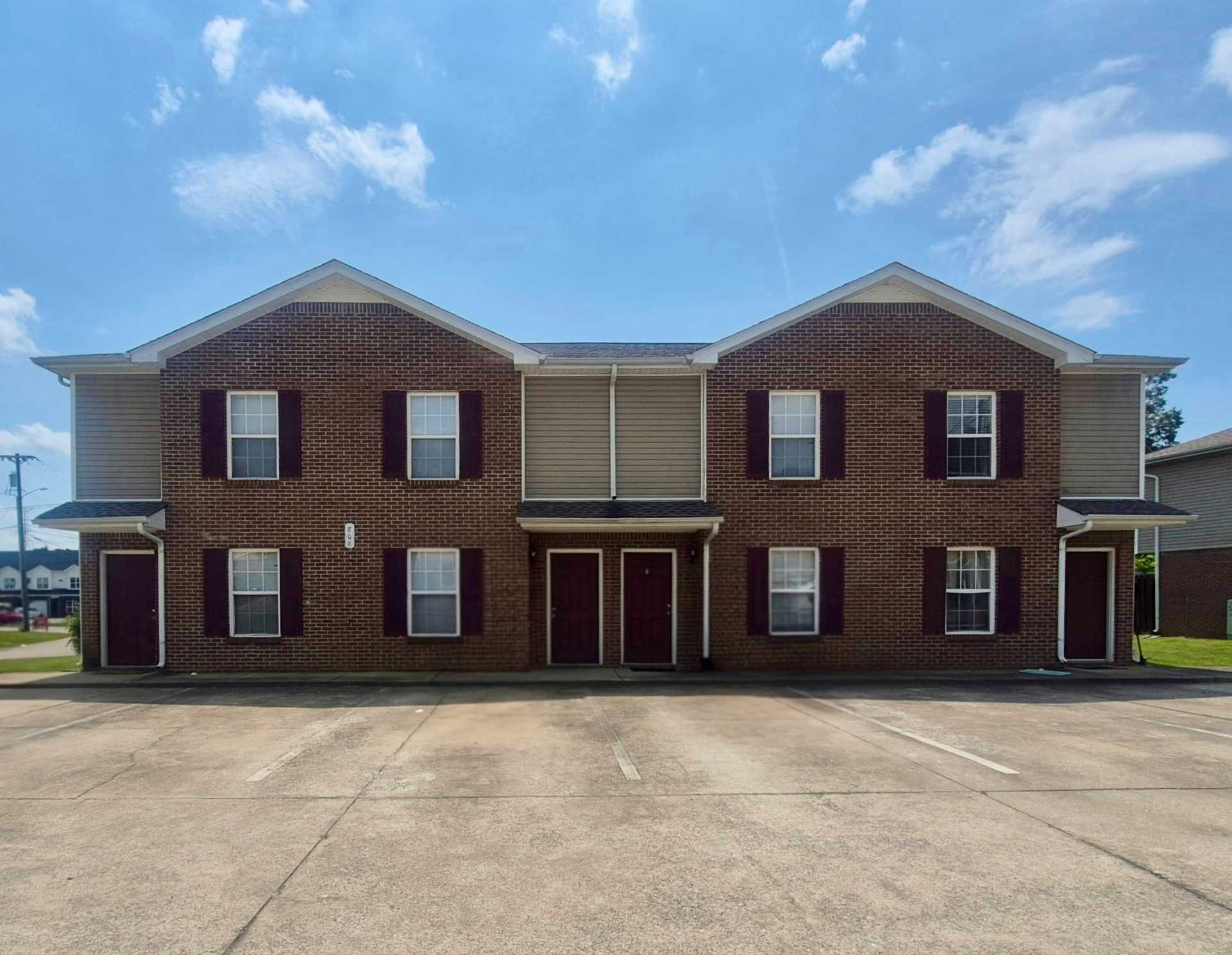 808 Oak Arbor Ct Clarksville Tennessee United States, for Sale, commercial, Sandra Hester, Keystone Realty and Management