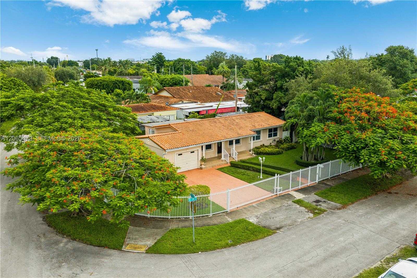 7135 SW 19th St Miami Florida United States, for Sale, residential, Sophia Roy, Incom New Demo Office