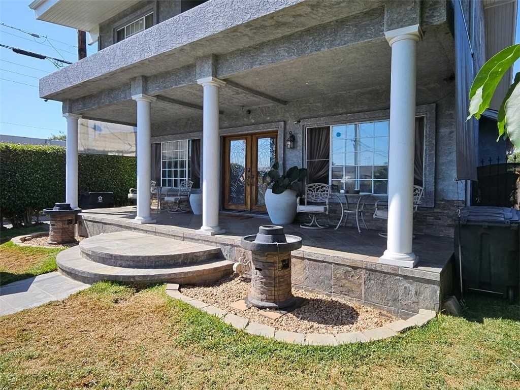 1117 E 65th Los Angeles California United States, for Sale, residential,  , Castle Rock Realty