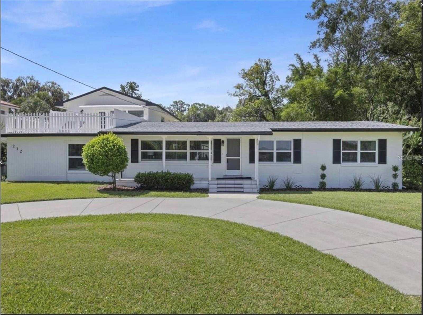 212 W 1ST AVENUE Windermere Florida United States, for Sale, residential, Zaira Mejia, Spaces & Styles Group