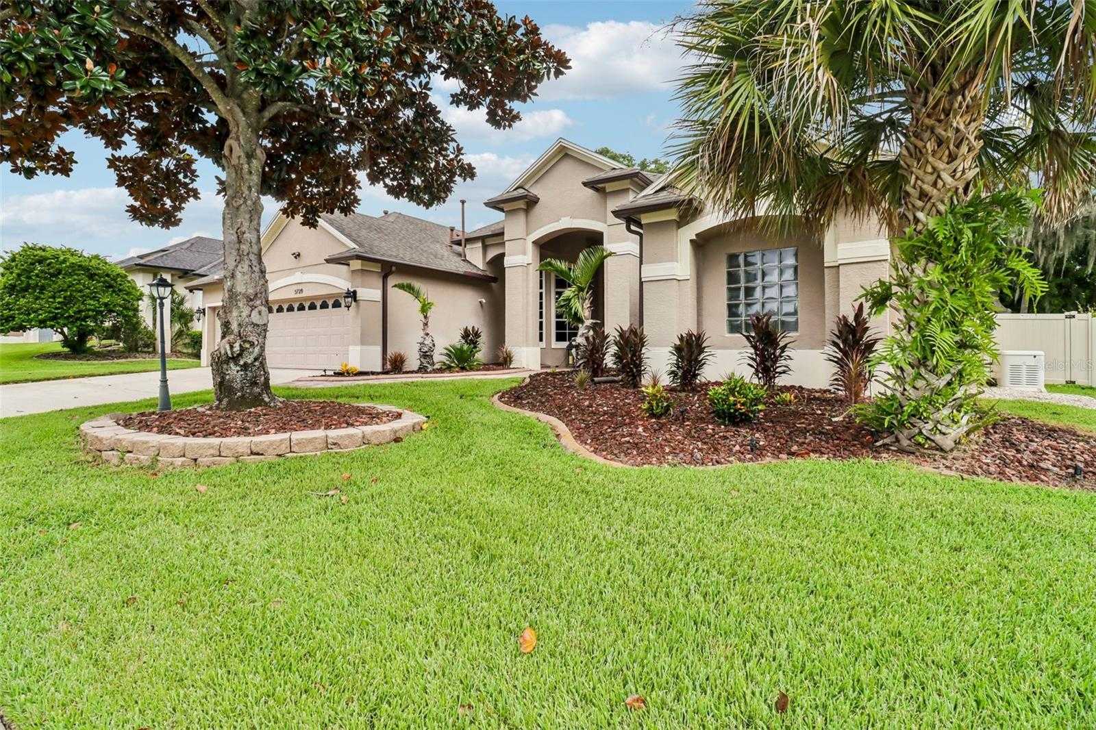 5729 OAK LAKE TRAIL Oviedo Florida United States, for Sale, residential, Fritz Wardlow, HomeSmart