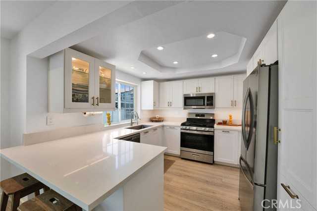 811 W 15th  APT 2B Newport Beach California United States, Sold, residential, TJ Williams, The W Realty Group
